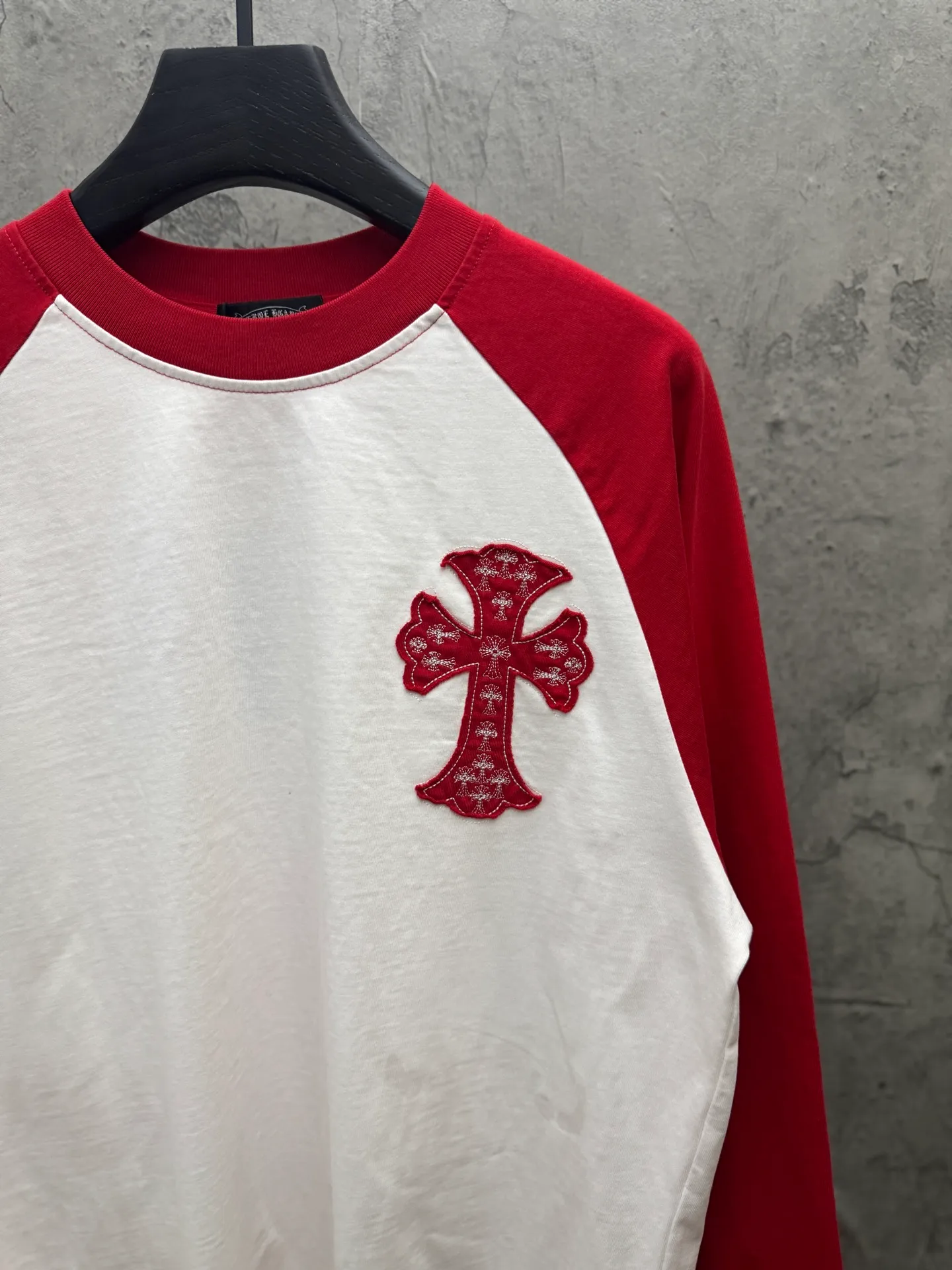 （ ， P， ） 𝗖H 2026 New Arrival Original 👑 ！ ： ➕100% 。Authentic ➕ ➕3D ➕ ： ！ ！ ：Black White Size：S M L XL ：2120